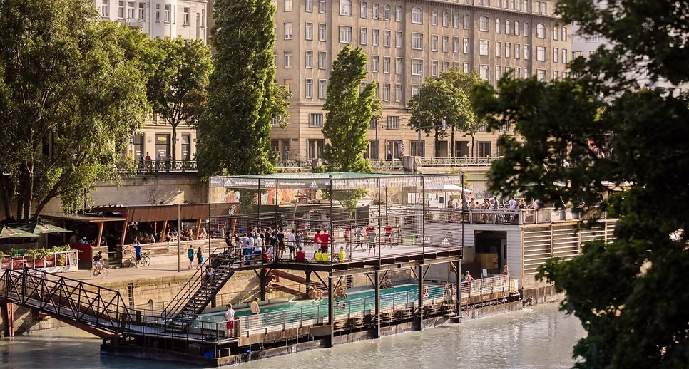 UK Alumni Beach Drinks